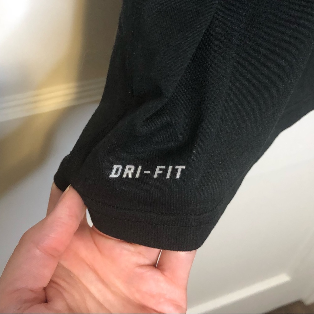 NIKE | WVU West Virginia University Logo T-Shirt Short Sleeve V Neck Black Blue - Picture 4 of 6